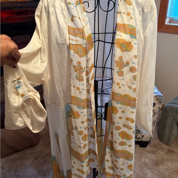 Multiples Kimono - Picture 1 of 8
